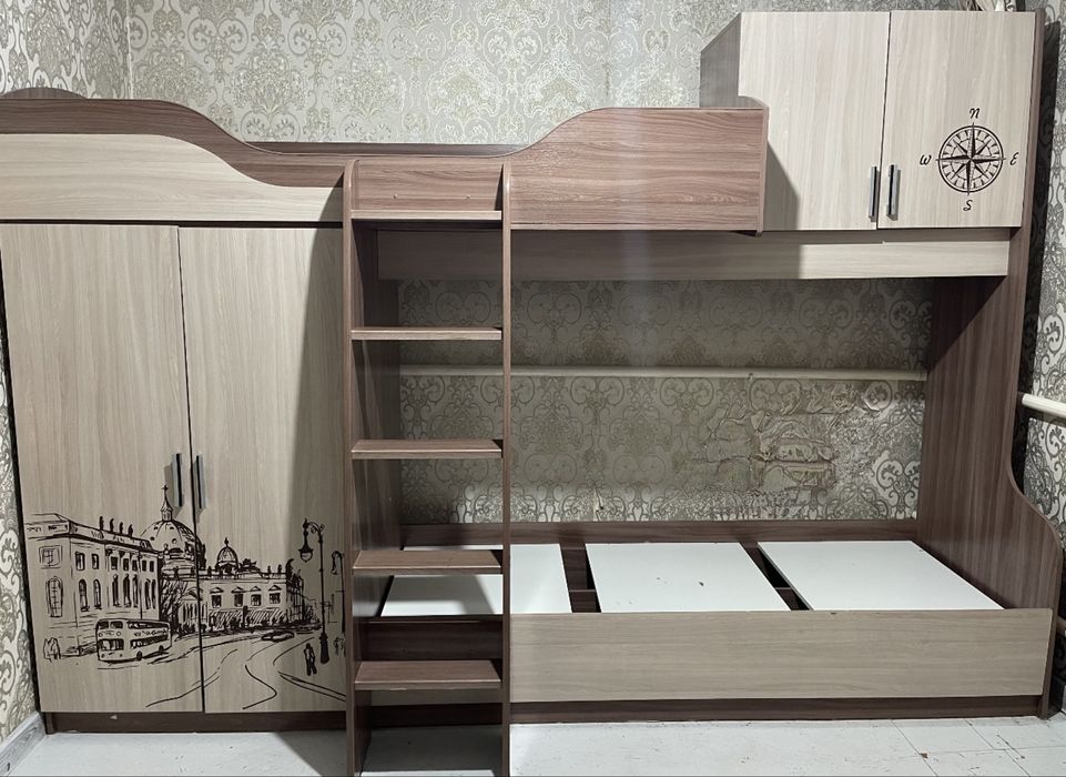 Двухъярусный диван