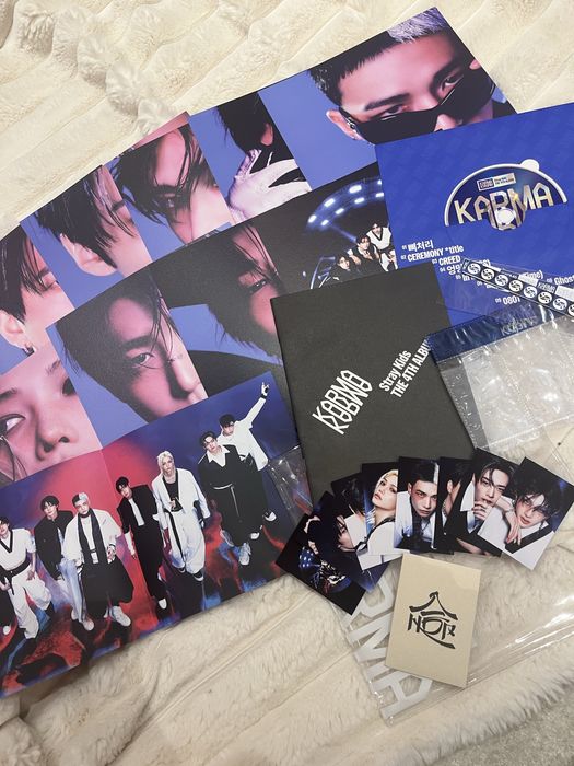 Kpop albums на половин цена