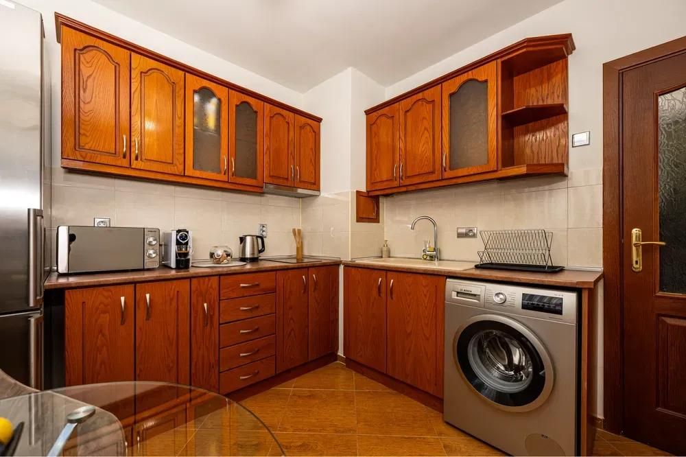 Дава се под наем Двустаен апартамент в Пловдив, Център - 45 кв.м за 550 € - Снимка #1