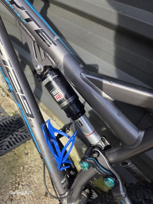 Bicicleta MTB Full Suspension Whyte T-129S