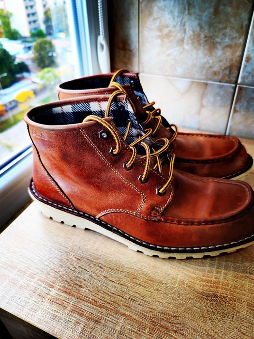 Мъжки боти от естествена кожа CLARKS