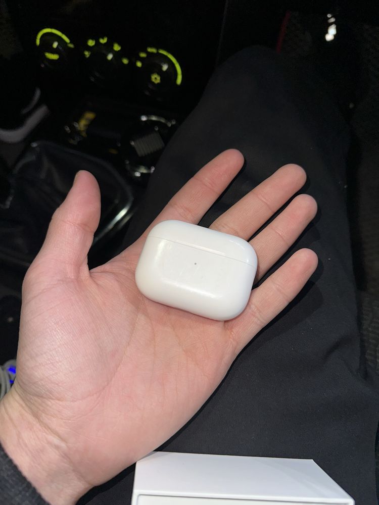 Airpods pro 2 (2ND GENERATION)