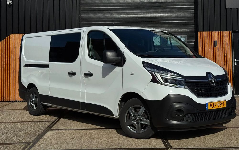 Renault Trafic 2.0 120HP Renault Trafic / 120Hp/ 6 locuri/ 63.000km/ primul proproprietar