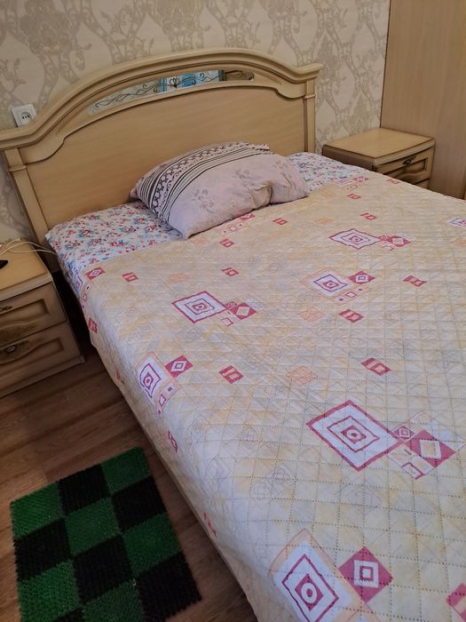 Продам кровать двухспальную