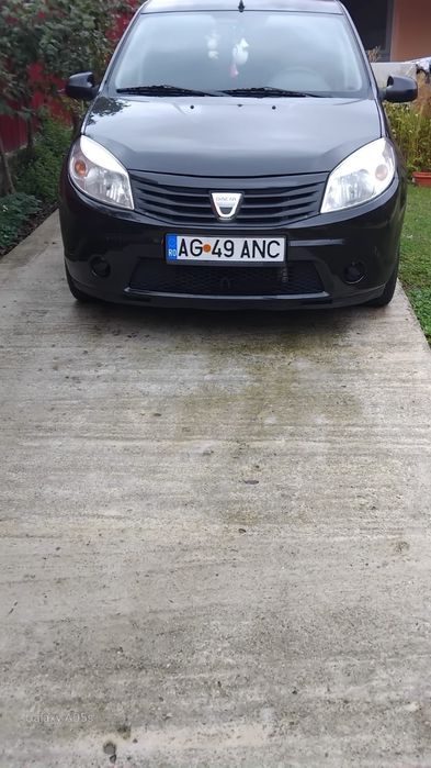 Proprietar vând Dacia Sandero 2012