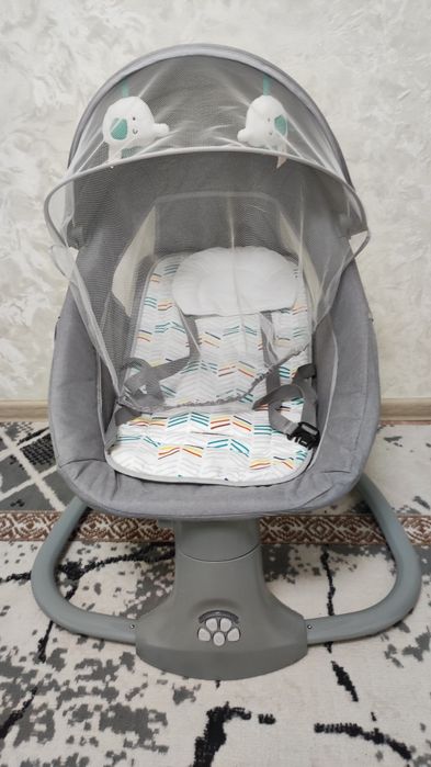 Продам шезлог Mastela