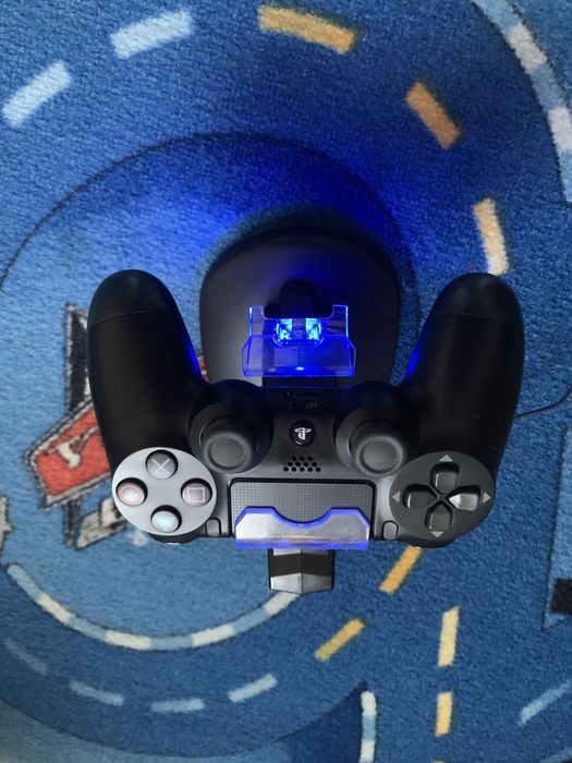 Suport incarcare manete ps4