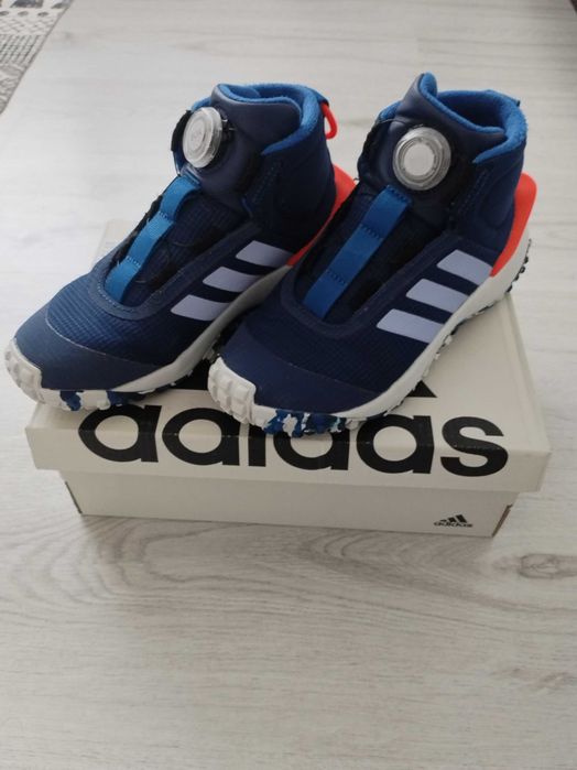 Зимни маратонки adidas