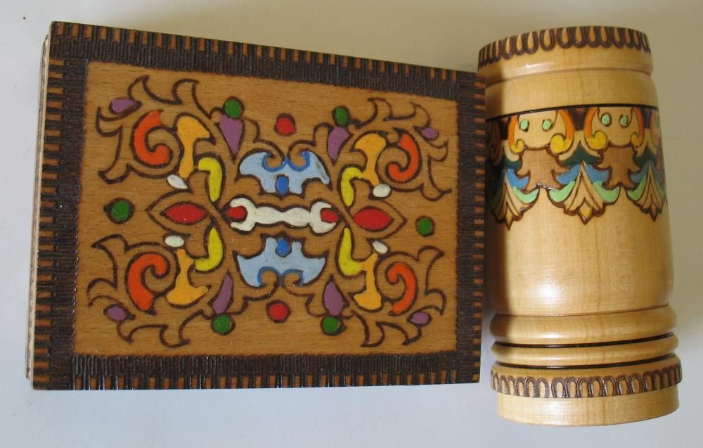 Красива сувенирна кутия с български мотиви