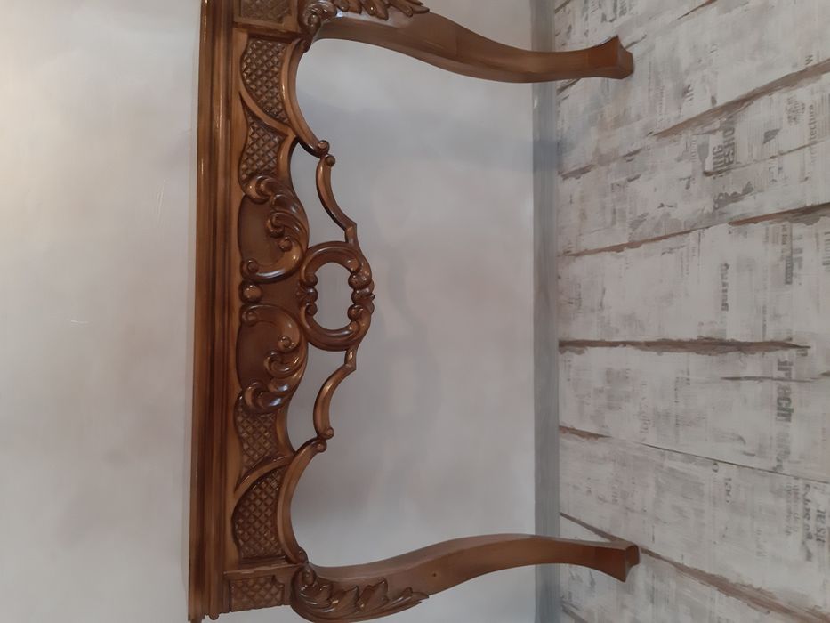 Consola lemn de tei