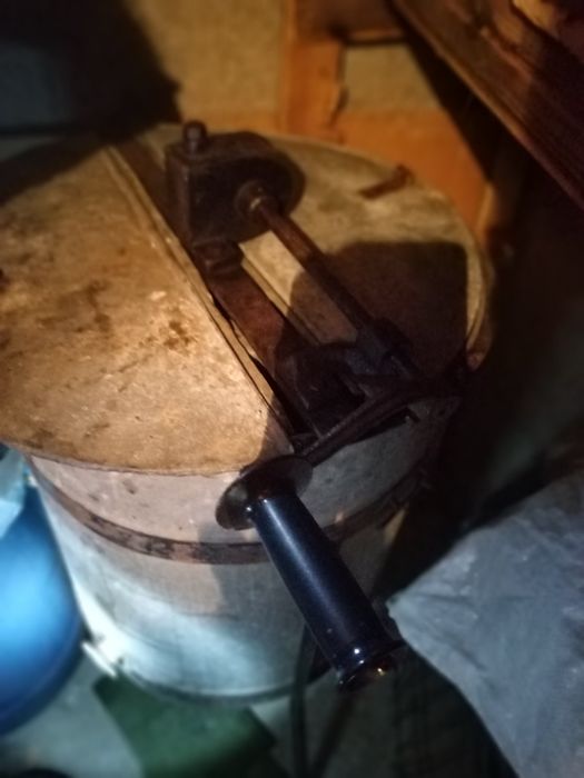 запазена центрофуга за мед