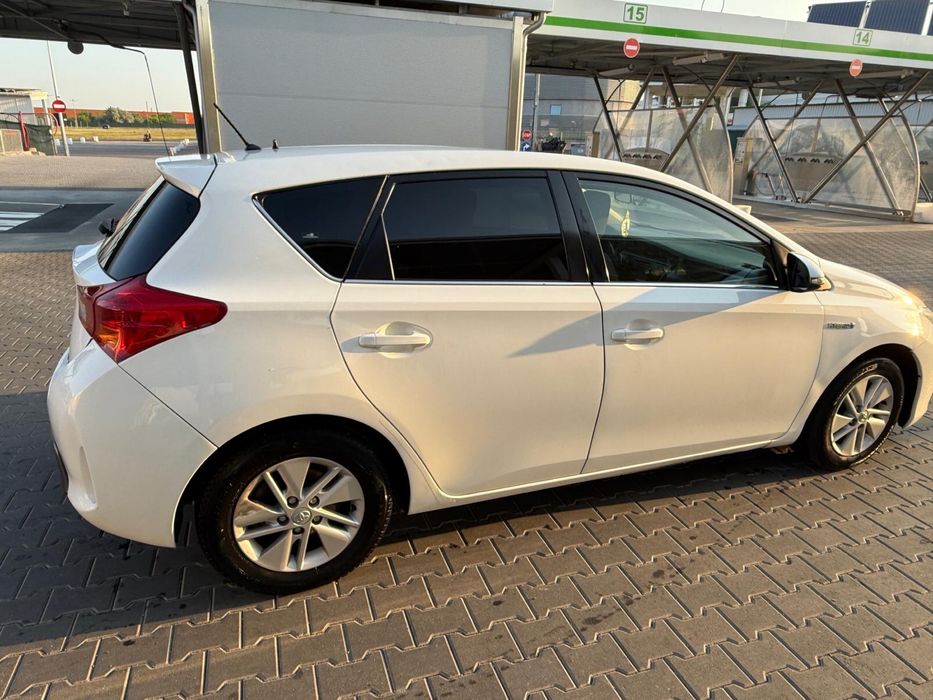 Toyota Auris 1.8 HYBRID