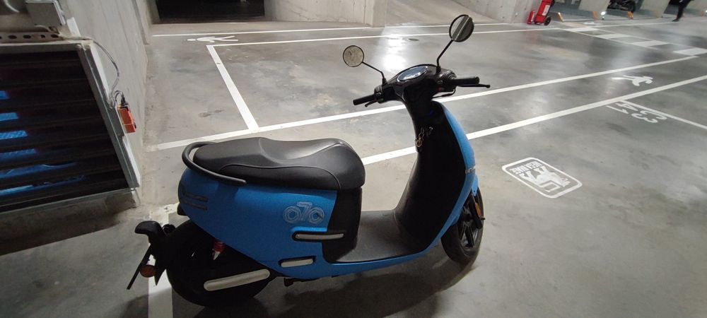 Vand moped/scuter Horwin EK1