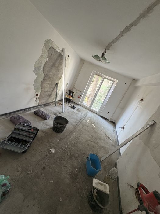 Executam lucrari interioare de mai multe tipuri