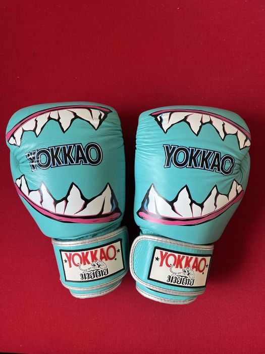 Yokkao 14oz муай тай ръкавици