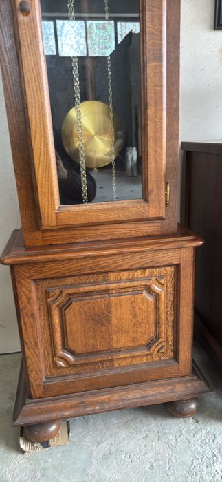 Vând ceas cu pendul ( clasic , vintage )