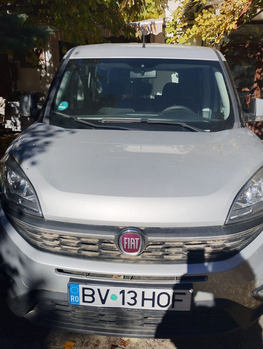 Vând Fiat Doblo de persoane