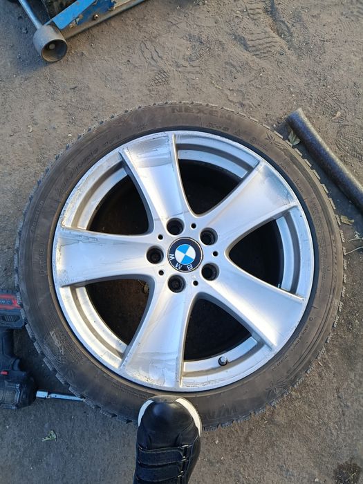 Диски на БМВ оригинал от х5 цена 200