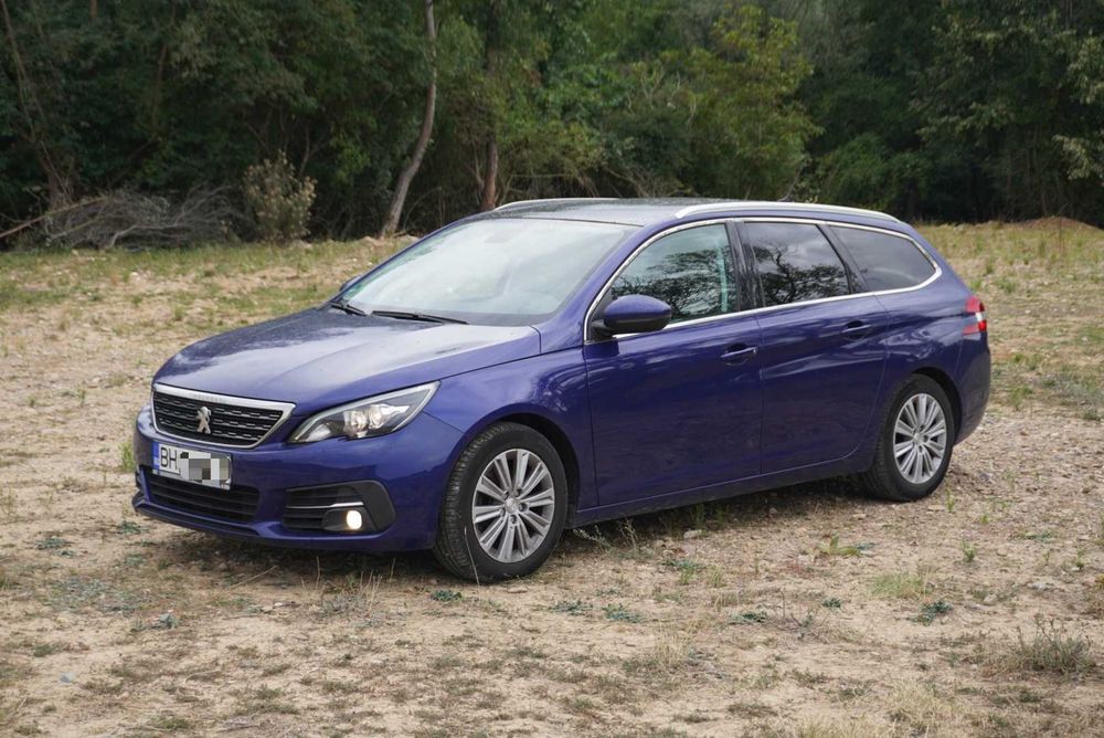 Peugeot 308 sw 1.2 benzină