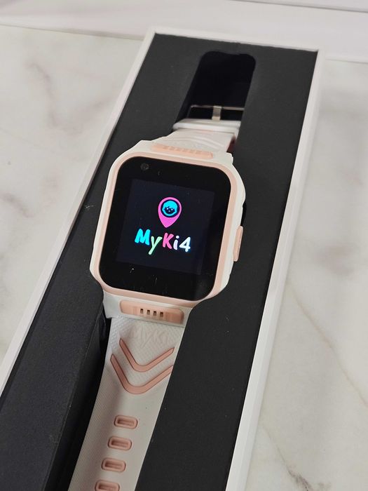 MyKi Watch 4 Детски смарт часовник с GPS, видео разговори и SOS бутон!