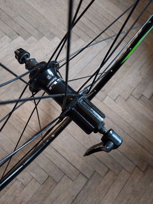 Roti R500, pinioane 105 Shimano, ghidon cursiera Promax, tija sa FSA