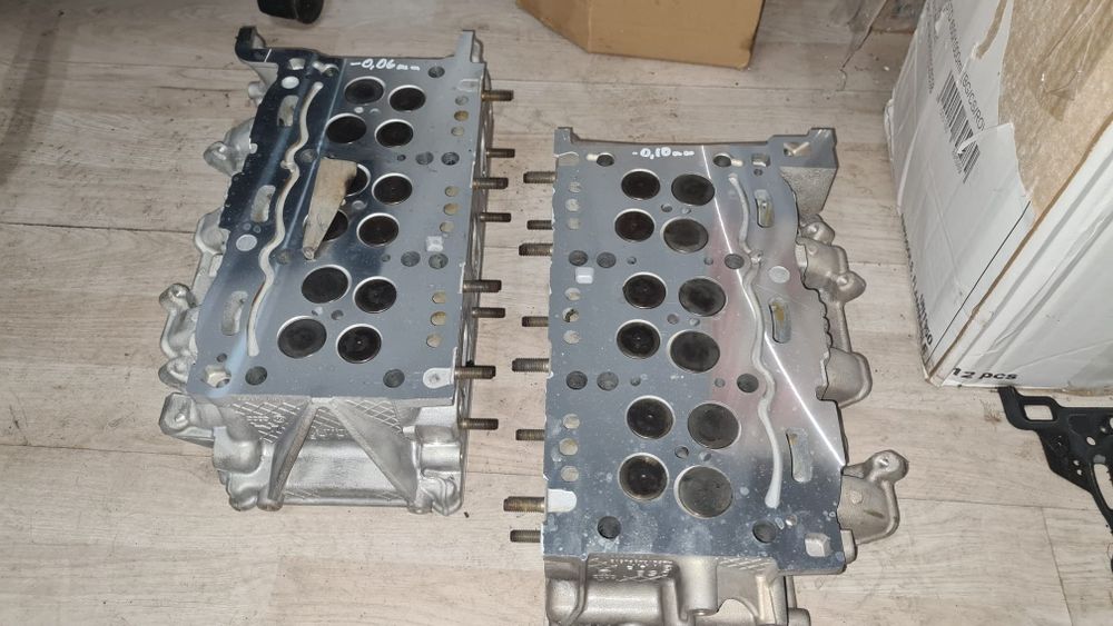 Chiulasa stânga și dreapta Porsche Panamera 3.0d 2012 CRC