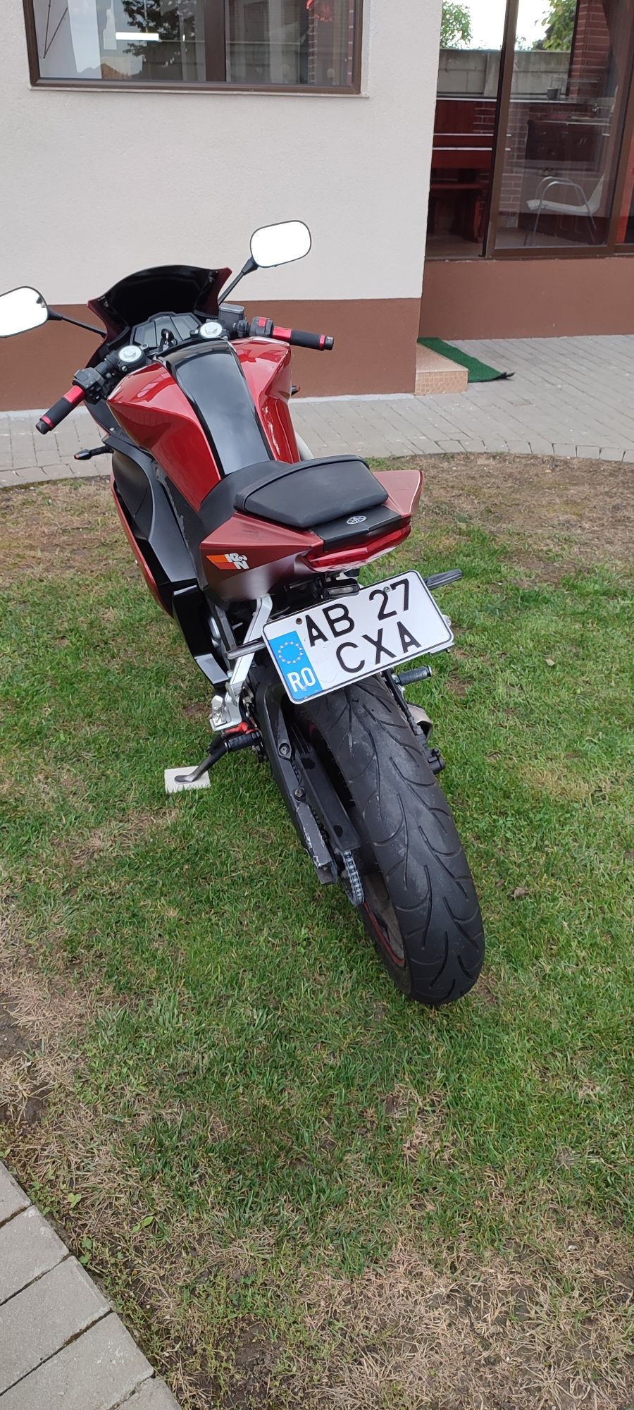 Motocicletă Yamaha yzf r125