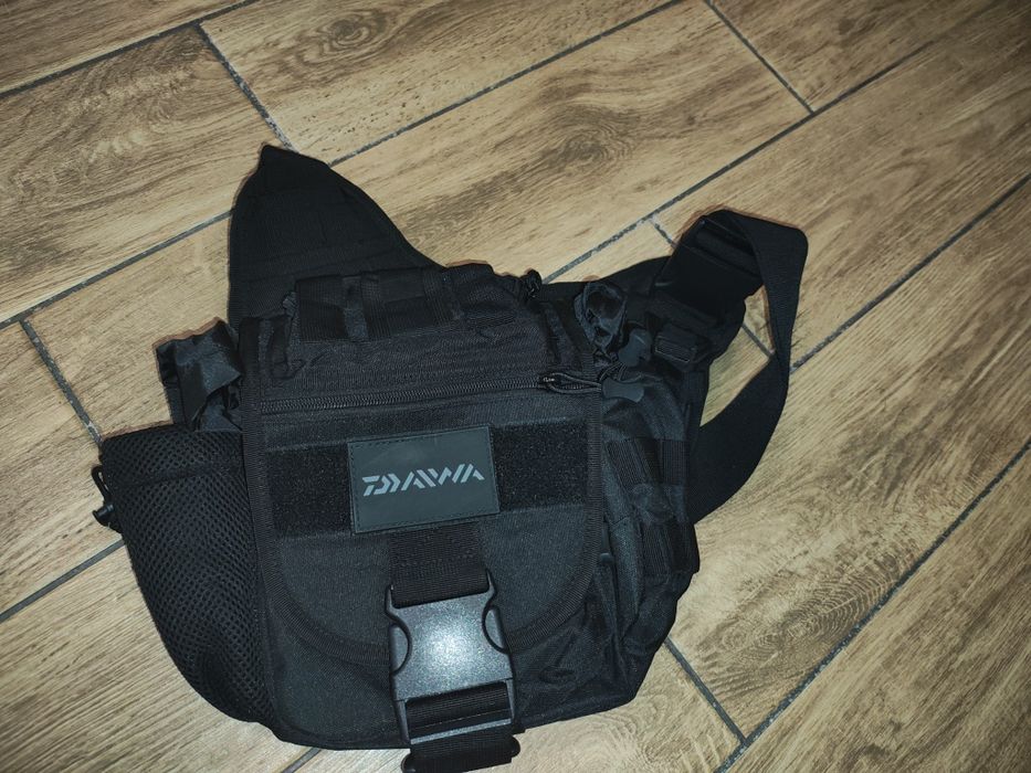 Риболовни аксесоари - чанта , инструменти, примамки