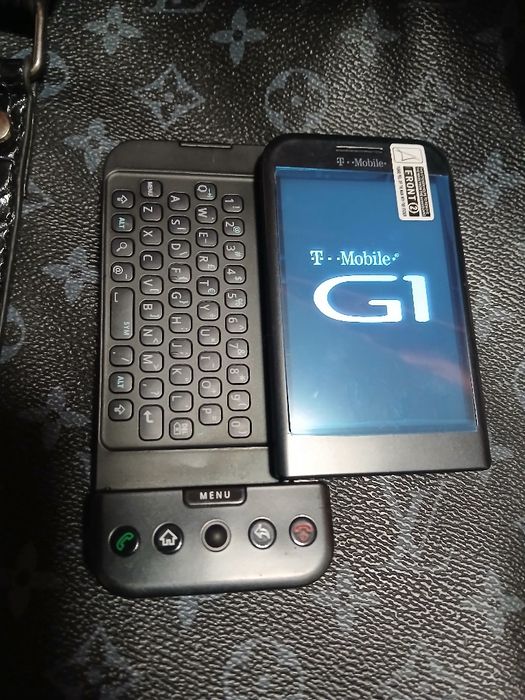 Assalom alekum telefon sotiladi Original Google T Mobile Htc