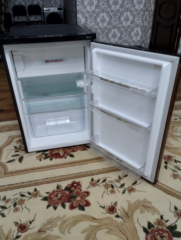 Продается холодильник Shivaki в идеальном состоянии