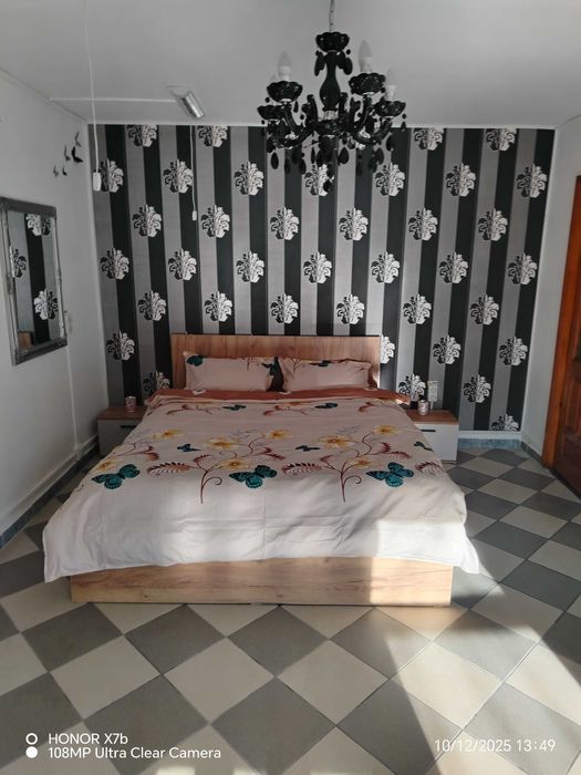 Închiriez apartament cu o camera în regim hotelier