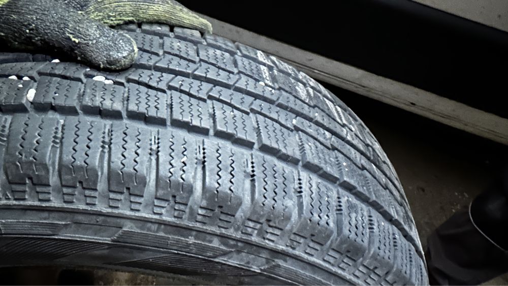 Set Jante 5x118 +anvelope Ducato/Jumper/Boxer 215/70R15C IARNA