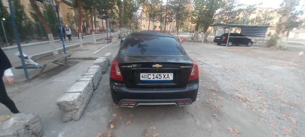 Ласетти сотилади