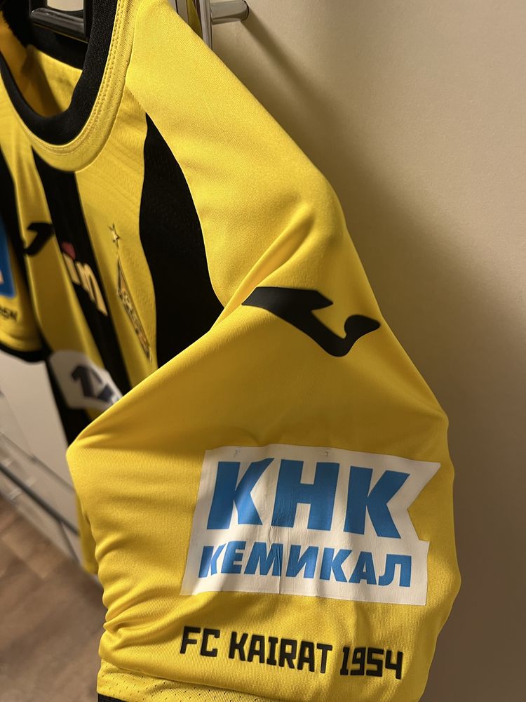 Продаю форму кайрата от игрока Мрынского
