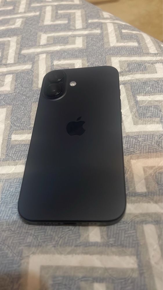Iphone 16 128gm 94akm