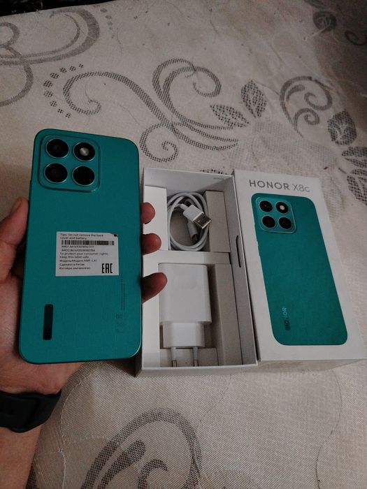Honar x8C как новый 256гб