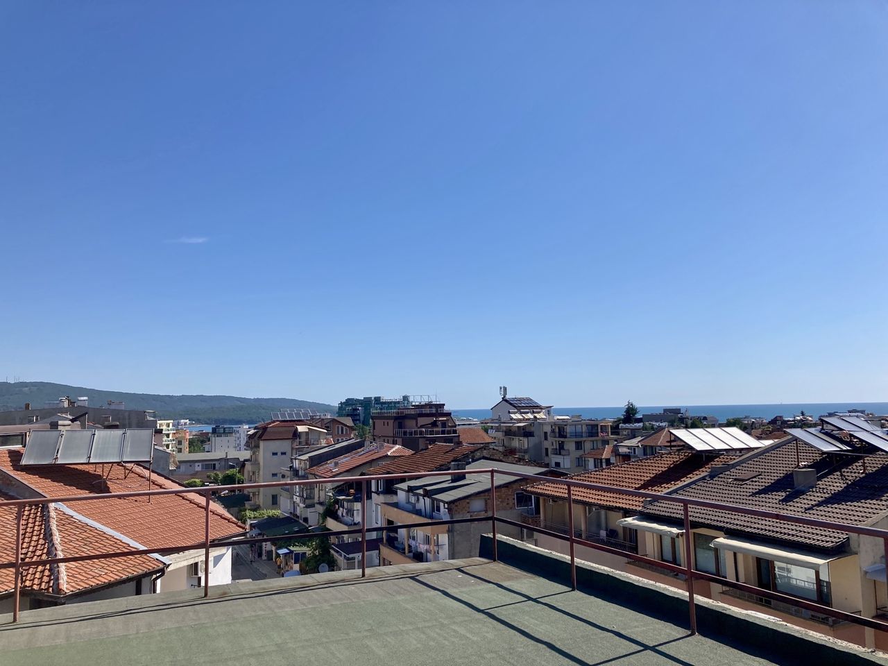 Продава се Къща в Приморско - 720 кв.м за 832 €/кв.м - Снимка #2