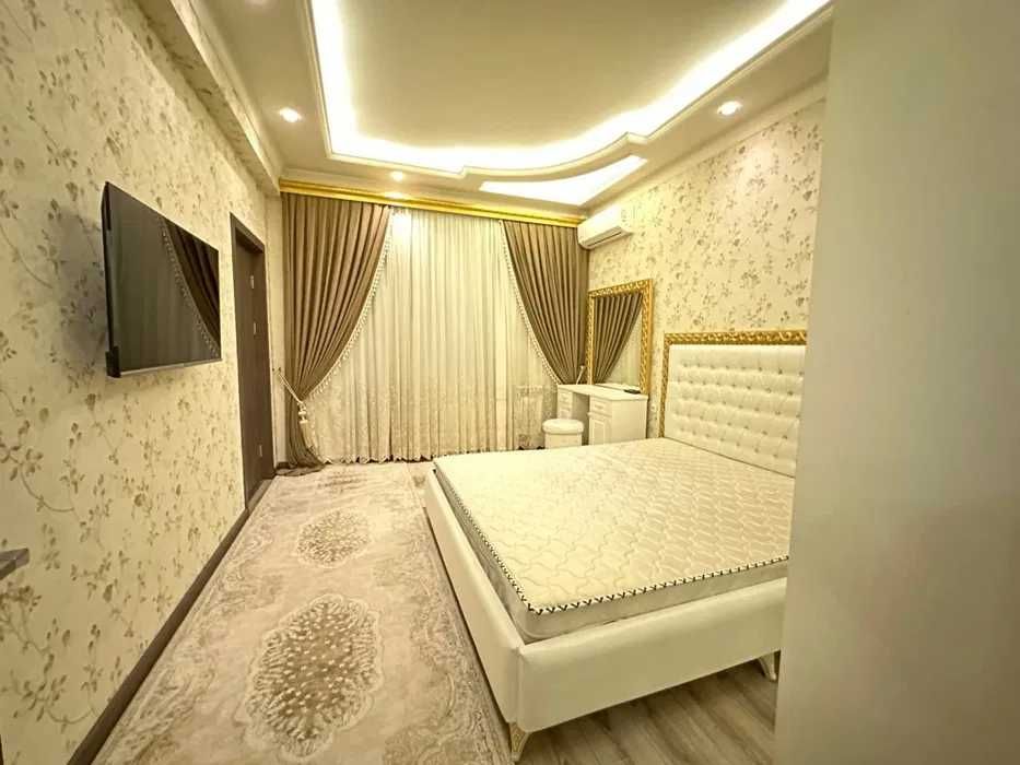 Сдам СРОЧНО!!! 3-ком Уютная квартира 2/4 в центре на Ц1. А17