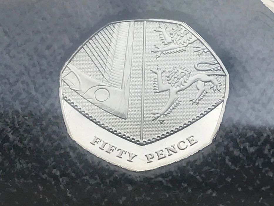 2008 fifty pence 50 elizabeth 2 ii varianta shield scut