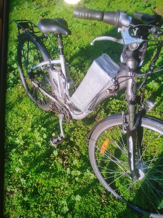 Bicicleta electrica kallkof cy accelerație roti pe 28