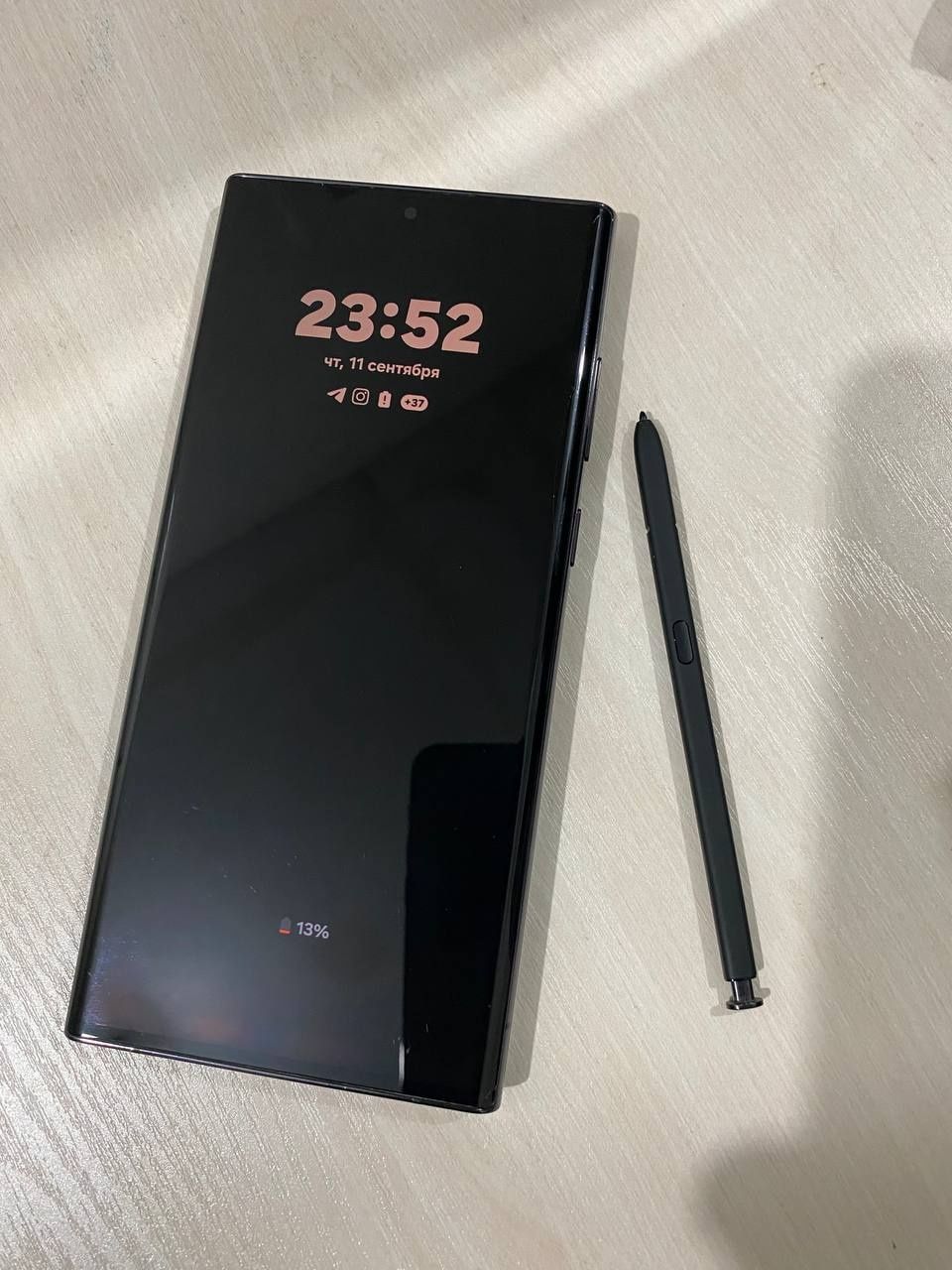 Samsung S22 ULTIRA Holati yaxshi hotira 128 g