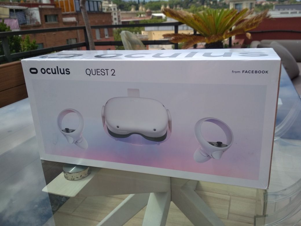 VR очила Meta Oculus Quest 2, 128GB + Игра Resident Evil 4