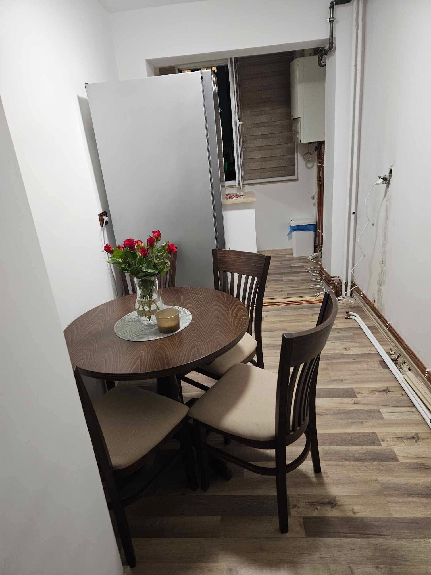 Vand apartament total renovat