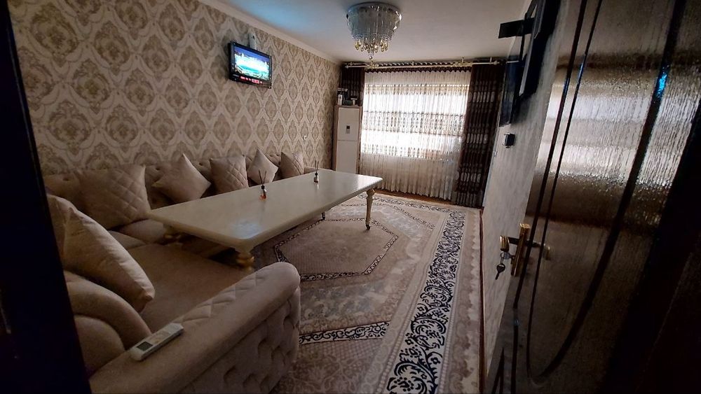 Продаётся  4х комнатная квартира