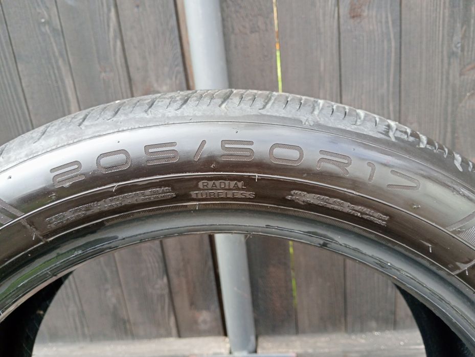 Anvelope iarna 205/50/17