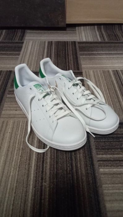Крассовки Adidas original