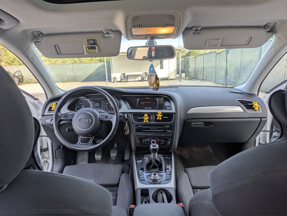 Vand AUDI A4 2014