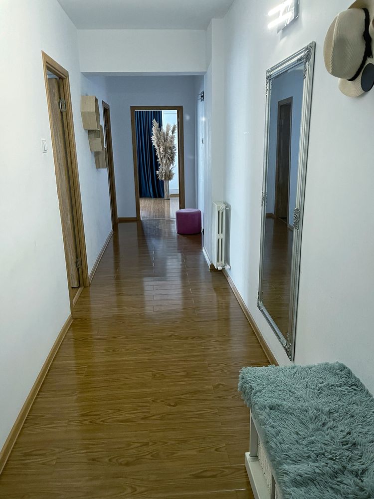 Vand apartament 2 camere Cernavoda