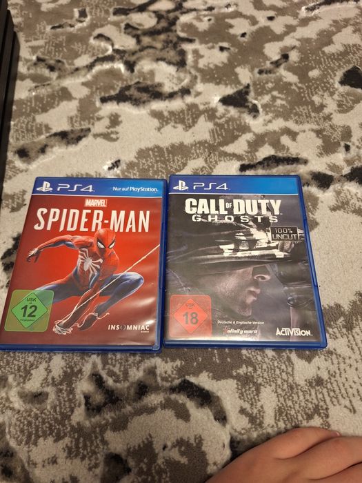 Vând PlasyStation 4 PRO 1TB