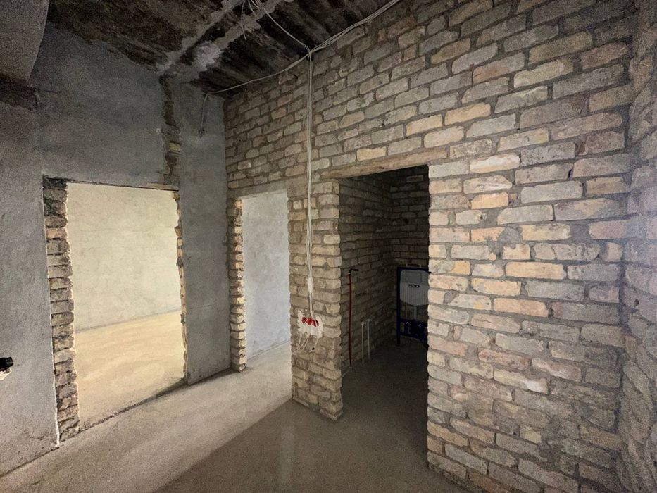 Срочно продаётся 3х -комнатная квартира